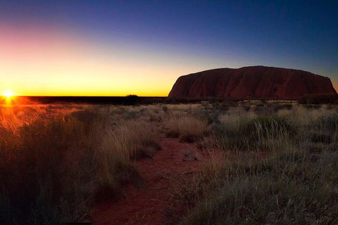 Uluru (Ayers Rock) Sunset Tour - Darwin Holiday 3