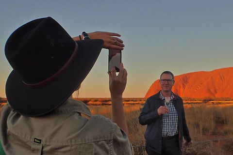 Small Group Uluru Sunset Viewing Tour - Darwin Holiday 3