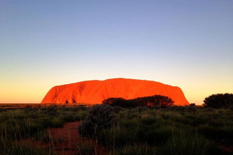 Small Group Uluru Sunset Viewing Tour - Darwin Holiday 1
