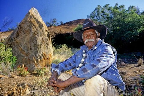 Cave Hill Aboriginal Cultural Experience From Ayers Rock - Darwin Holiday 0