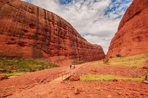 Kata Tjuta Sunrise And Valley Of The Winds Half-Day Trip - Darwin Holiday 10