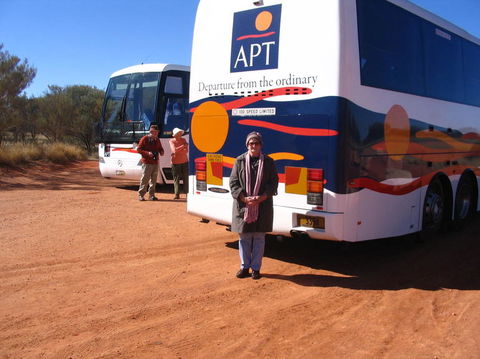 Uluru (Ayers Rock) To Alice Springs One-Way Shuttle - Darwin Holiday 5