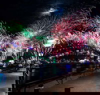 New Year's Eve under the Sydney Opera House Sails on Sydney Harbour - Darwin Holiday