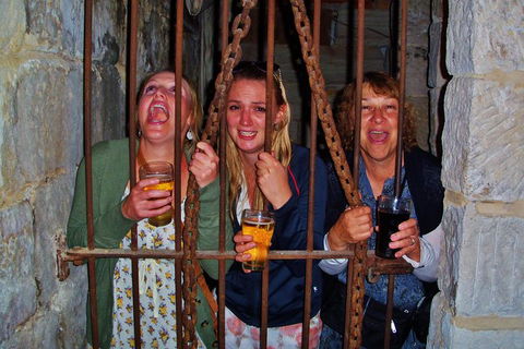 Sydney The Rocks Historical Pub Tour With Drinks And Dinner - Darwin Holiday 1