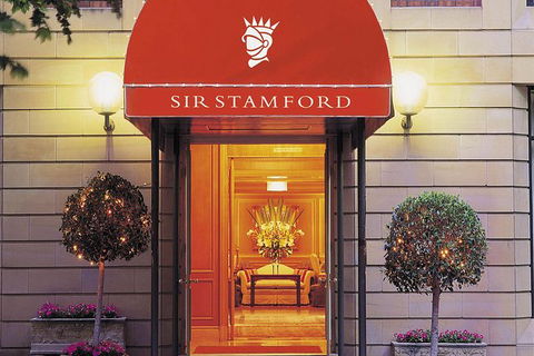 Skip The Line: The Gentleman Magician At Sir Stamford At Circular Quay Ticket - Darwin Holiday 4