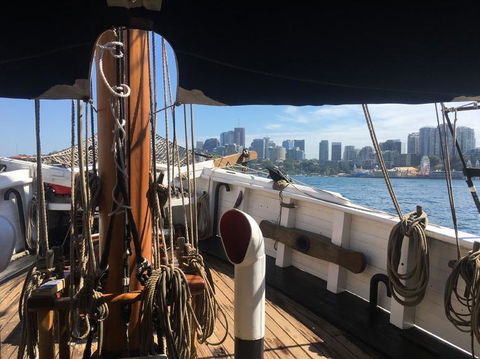 Convicts & Castles: Goat Island Walking Tour Including Sydney Harbour Cruise - Darwin Holiday 15