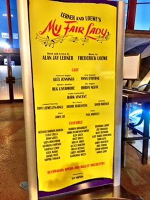 Opera Performance At The Sydney Opera House - Darwin Holiday 7