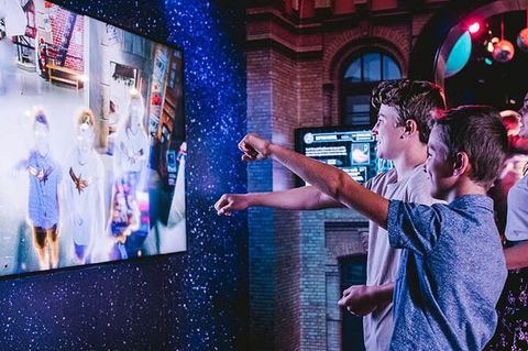 Madame Tussauds Sydney Entrance Ticket - Darwin Holiday 4