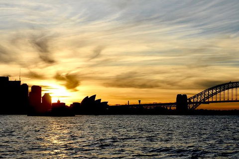 Sydney Harbour Sip And Sail Twilight Cruise - Darwin Holiday 1