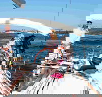 Sydney Harbour Luxury Sailing Trip including Lunch - Darwin Holiday