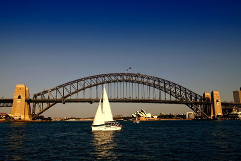 Sydney Harbour Luxury Sailing Trip Including Lunch - Darwin Holiday 4