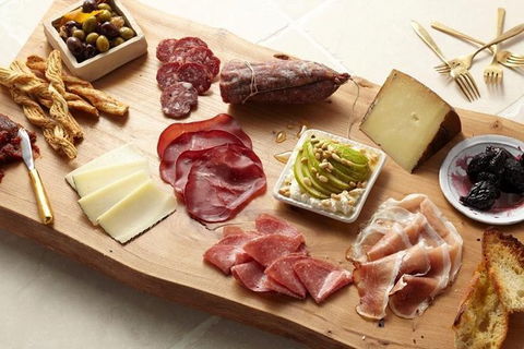 Romantic Picnic Getaways - Darwin Holiday 5