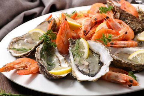 Christmas Day Lunch Cruise On Sydney Harbour - Darwin Holiday 10