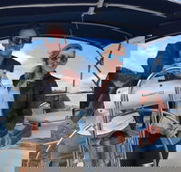 Romantic Sailing on Sydney Harbour - Darwin Holiday