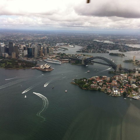 Private Tour: Sydney Helicopter Flight And Sydney Harbour Lunch - Darwin Holiday 3