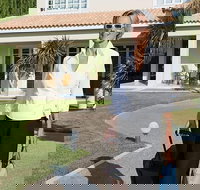 Private Byron Bay Pickup to Brisbane Airport 1-4 People 0700am-0700pm - Darwin Holiday