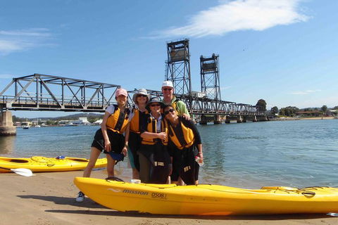 Batemans Bay Oyster Tasting Kayak Tour - Darwin Holiday 1