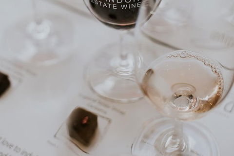 Hunter Valley Wine Tour With Personal Sommelier And Michelin Star Lunch - Darwin Holiday 11