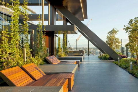 Escape The Airport & See Sydney With A Local: 100% Personalized & Private - Darwin Holiday 7