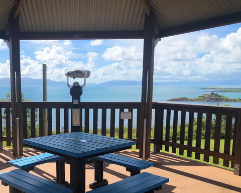Bowen - Flagstaff Hill Lookout - Darwin Holiday 1
