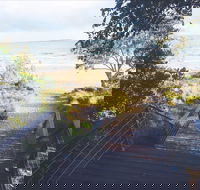 Canoe Point Beach and Parklands - Darwin Holiday