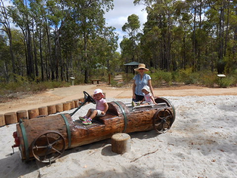Crooked Brook Forest - Darwin Holiday 0