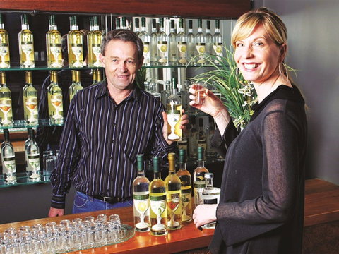 Distillery Botanica - Darwin Holiday 0