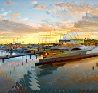 Gladstone Marina - Darwin Holiday