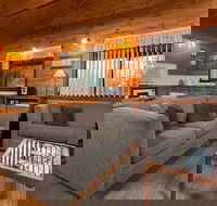 Gumnut Hideaway Gallery - Darwin Holiday