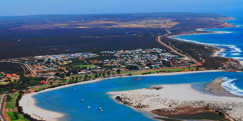 Kalbarri Town Centre - Darwin Holiday 0