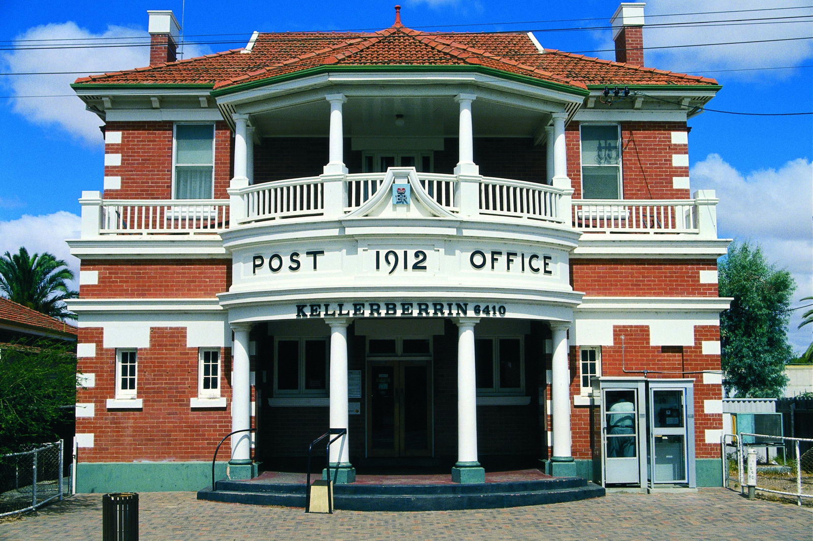 Kellerberrin WA Darwin Holiday