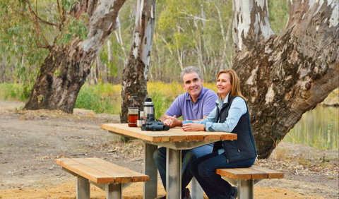 Moama Five Mile Picnic Area - Darwin Holiday 0