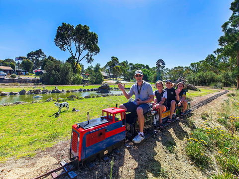 Naracoorte Mini Golf - Darwin Holiday 0