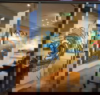 Nissarana Galleries - Darwin Holiday