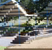 Point Hut Pond Park - Darwin Holiday