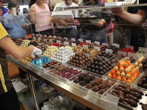 Poppy's Chocolate - Darwin Holiday 0