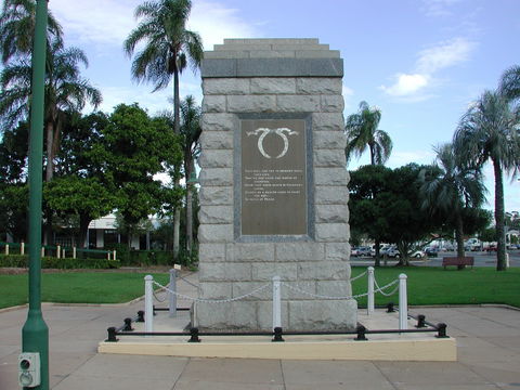 Sandgate War Memorial Park - Darwin Holiday 0