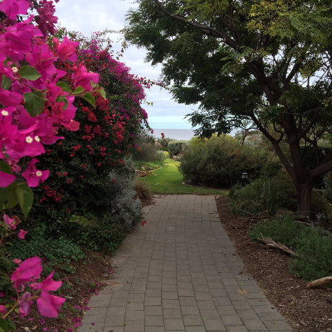Secret Garden, Moonta Bay - Darwin Holiday 0