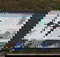 Settlement Point Viewing Platform - Darwin Holiday