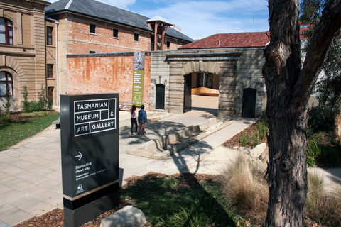 Tasmanian Museum And Art Gallery - Darwin Holiday 0