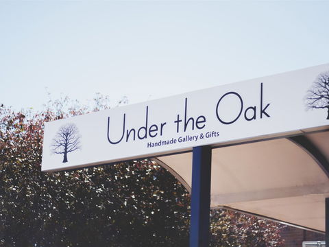 Under The Oak Handmade Gallery And Gifts - Darwin Holiday 1