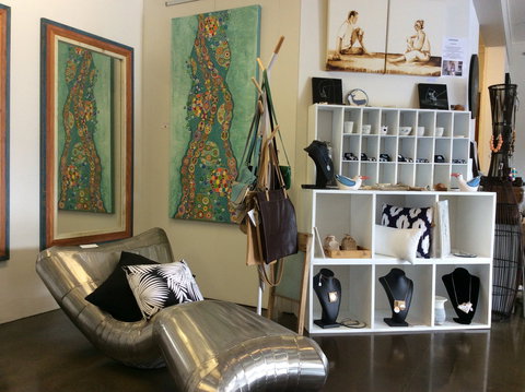 Waubs Bay Gallery - Darwin Holiday 2