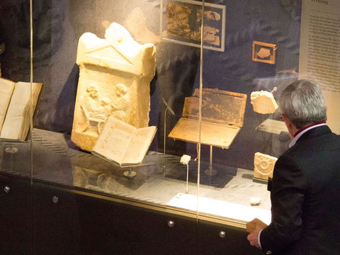 ANU Classics Museum - Darwin Holiday 2
