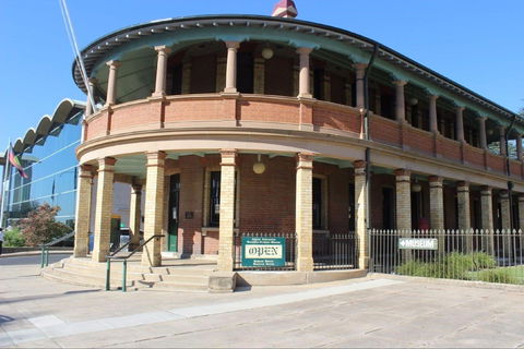 Bathurst District Historical Society Museum - Darwin Holiday 1