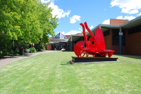 Bathurst Regional Art Gallery - Darwin Holiday 0