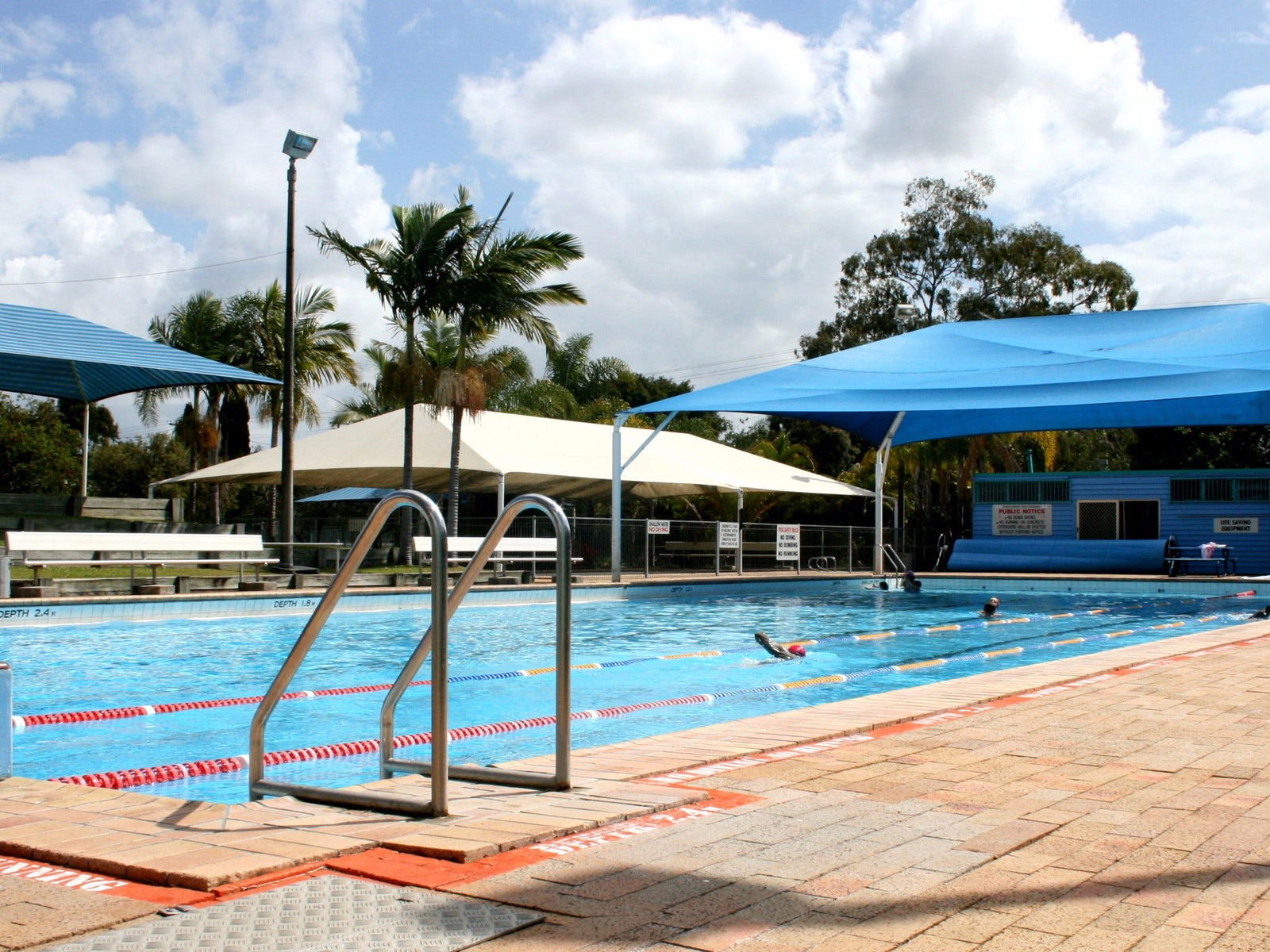Ekibin QLD Darwin Holiday