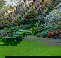 EG Waterhouse National Camellia Gardens - Darwin Holiday