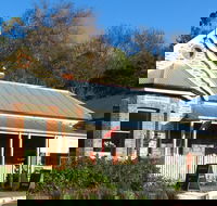 emprades vintage  design - Darwin Holiday