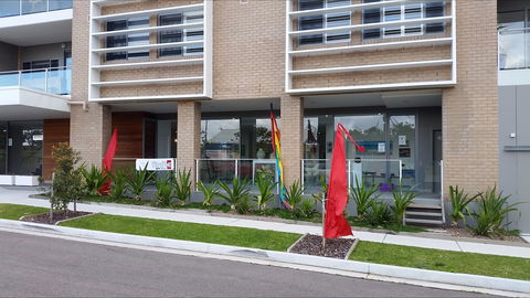 Finite Gallery - Darwin Holiday 0