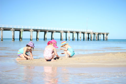 Frankston Beach - Darwin Holiday 0